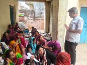 विद्यालयों में नामांकन बढ़ाने पर जोर : अतिरिक्त मुख्य ब्लॉक शिक्षा अधिकारी ने आंगनबाड़ी कार्यकर्ताओं को दिए निर्देश